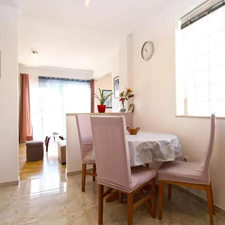度假居 House Zlata 2444 普拉