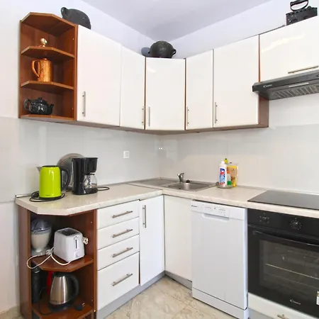 度假居 House Zlata 2444 *